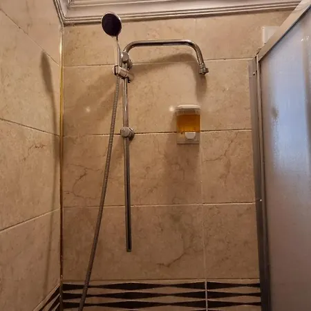 Happy Vatan Apart 4 Kisilik Tam Donanimli Oezel Oda Aparthotel